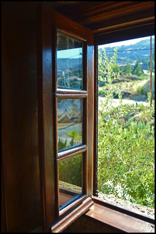 Castelo Cottages Castelo Novo Bagian luar foto