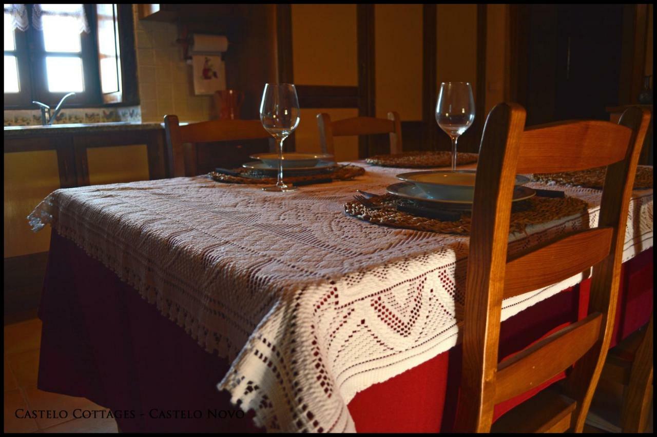 Castelo Cottages Castelo Novo Bagian luar foto