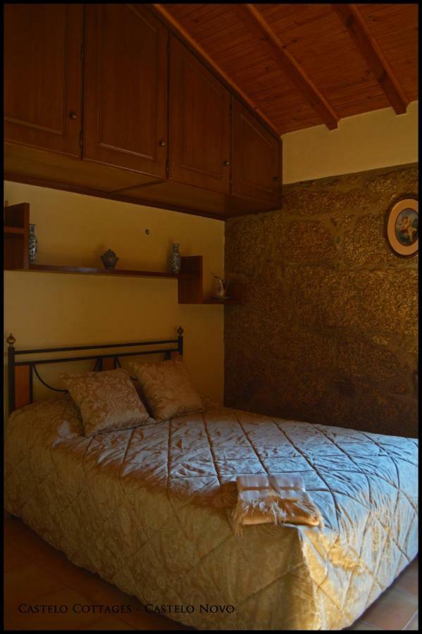 Castelo Cottages Castelo Novo Bagian luar foto